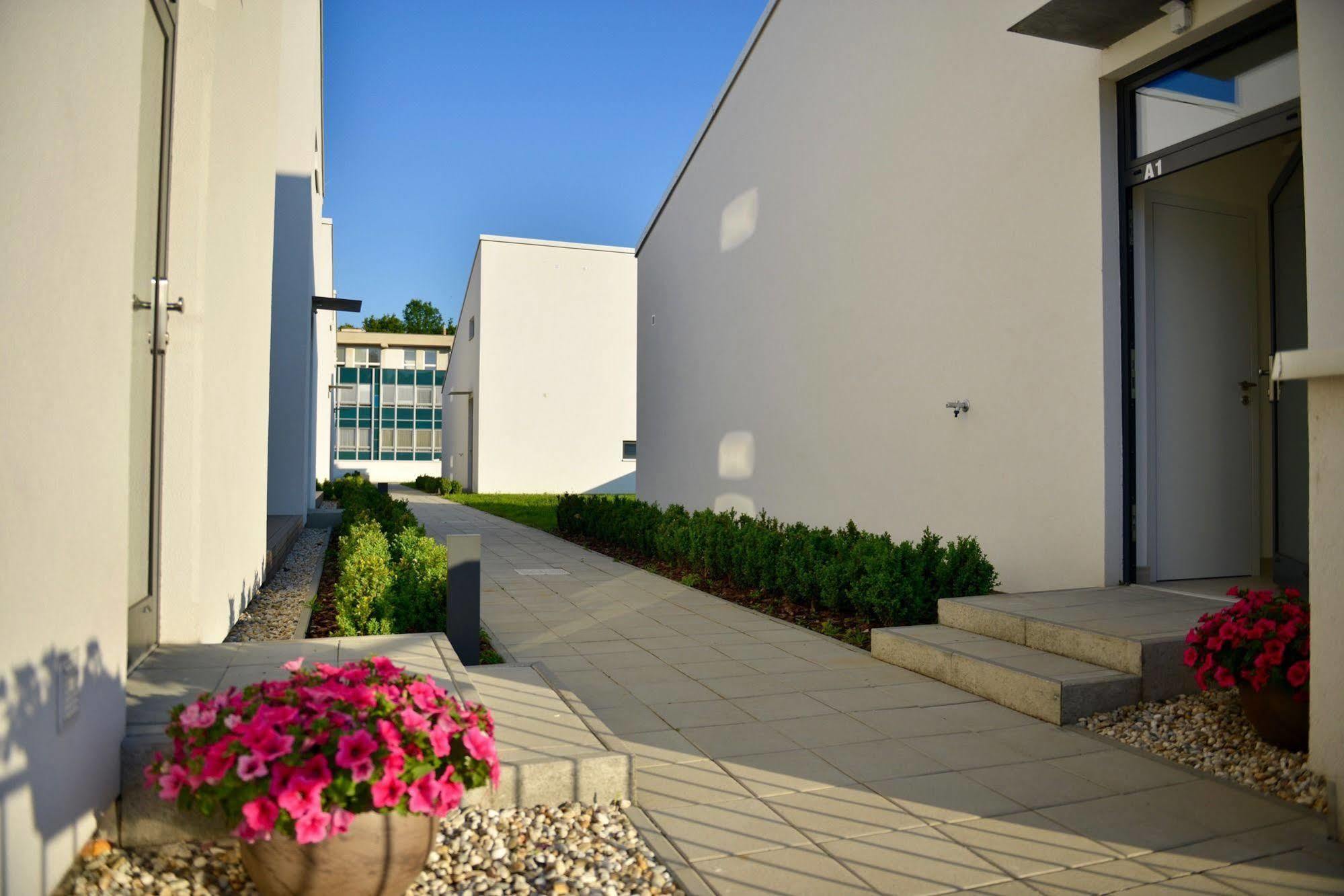 Apartmany Eden - Rezidence Luhacovice Ngoại thất bức ảnh